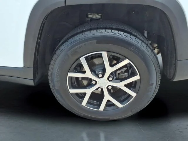 Used 2025 White Jeep Limited image 13