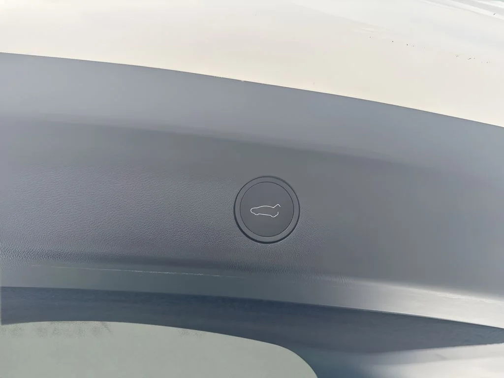 Used 2023 White Tesla Long Range image 32