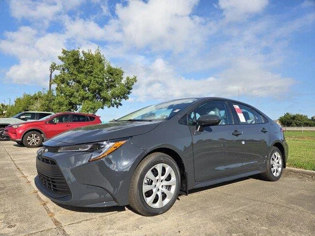 Used 2026 Underground Toyota LE image 1
