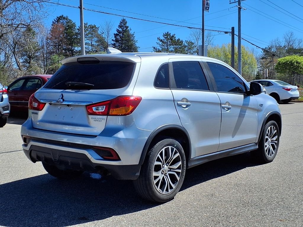 Used 2018 Silver Mitsubishi 2.0 ES image 4