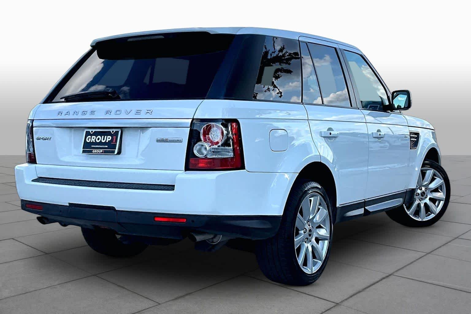 Used 2013 Fuji White Land Rover HSE LUX image 12