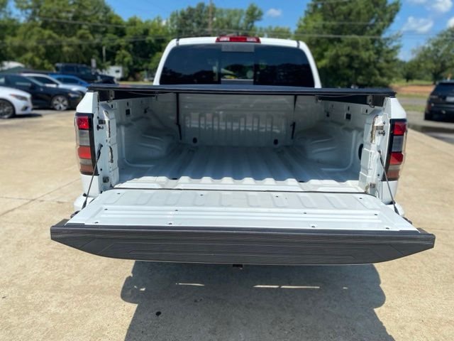 Used 2024 White Nissan PRO-4X image 10