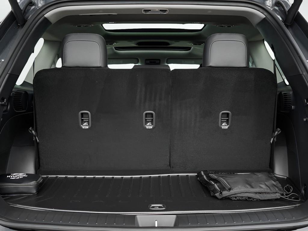 New 2026 Ecotronic Gray Pearl Hyundai Limited AWD image 35