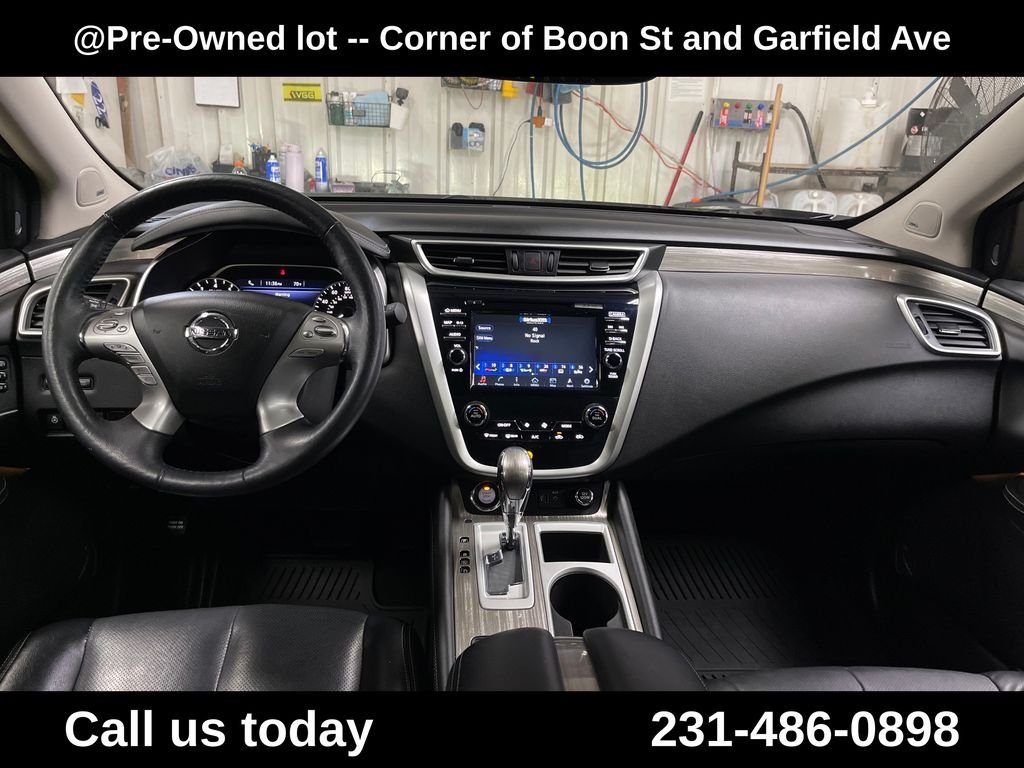 Used 2018 Black Nissan SL image 18