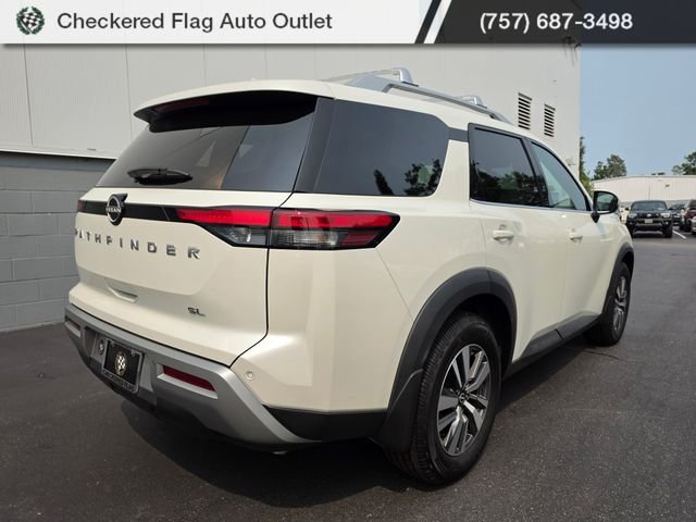 Used 2024 Pearl White Tricoat Nissan SL image 7