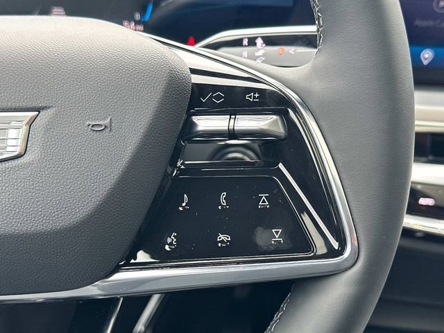 2025 Cadillac LYRIQ Luxury 1