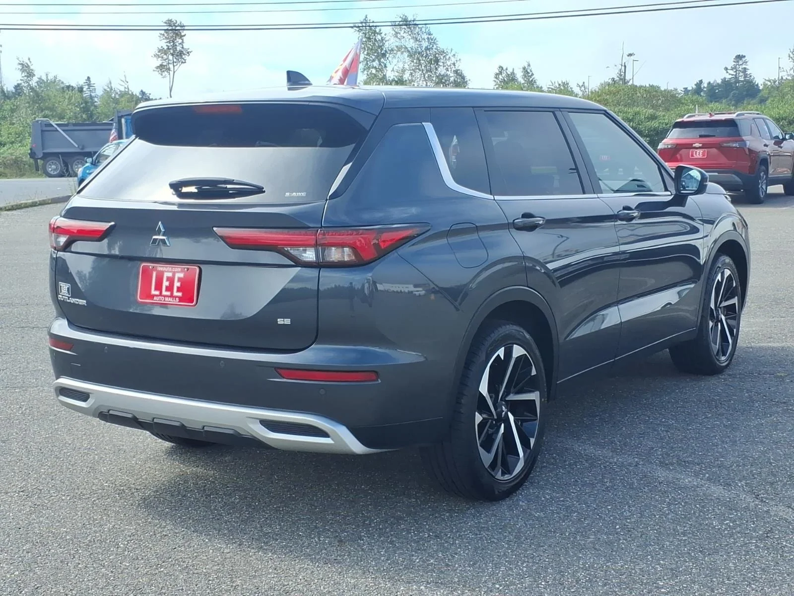 Used 2024 Graphite Gray Mitsubishi SE image 5