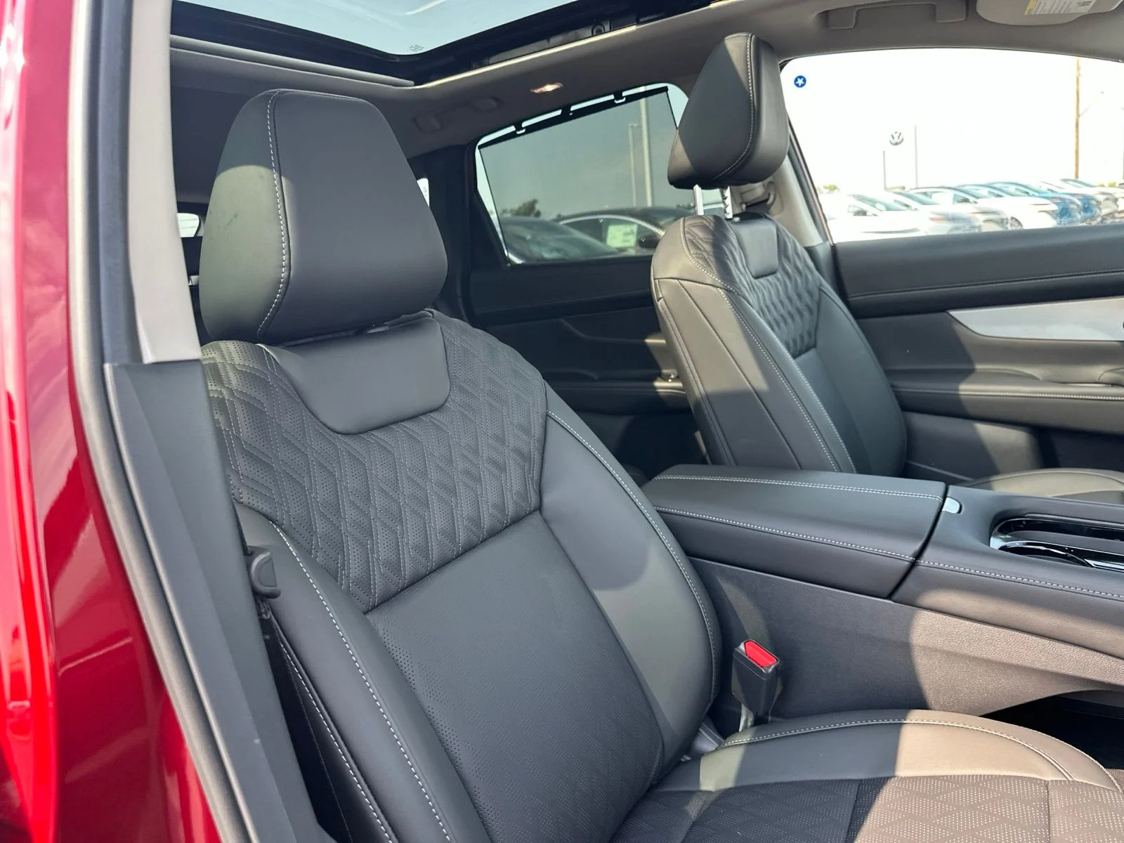 New 2026 Scarlet Ember Tintcoat Nissan Platinum image 35