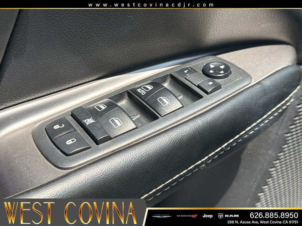 Used 2019 Gray Dodge Crossroad image 20
