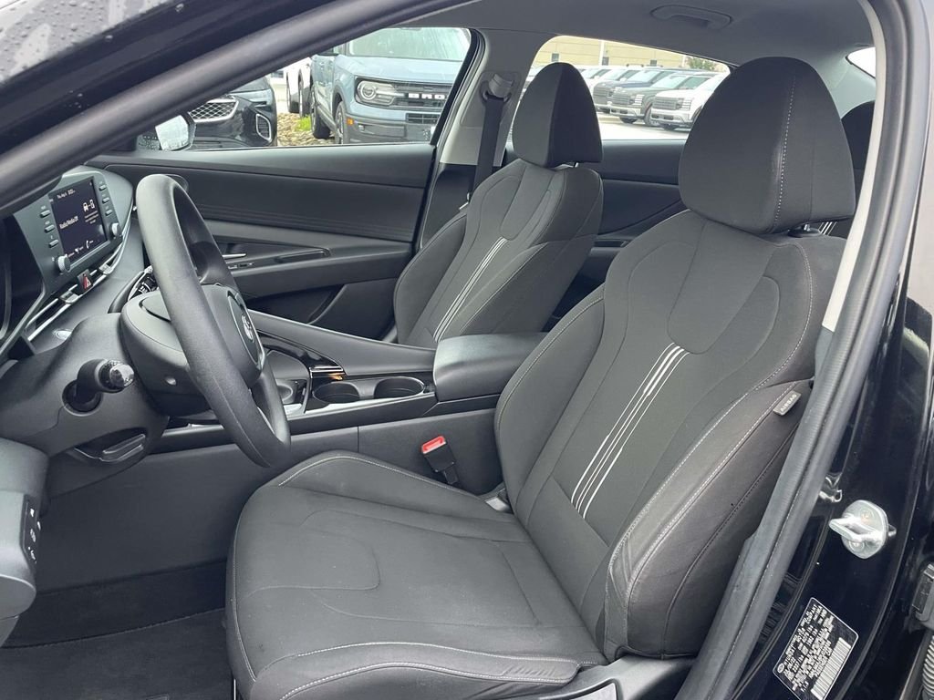 2023 Hyundai Elantra Blue - Photo 8