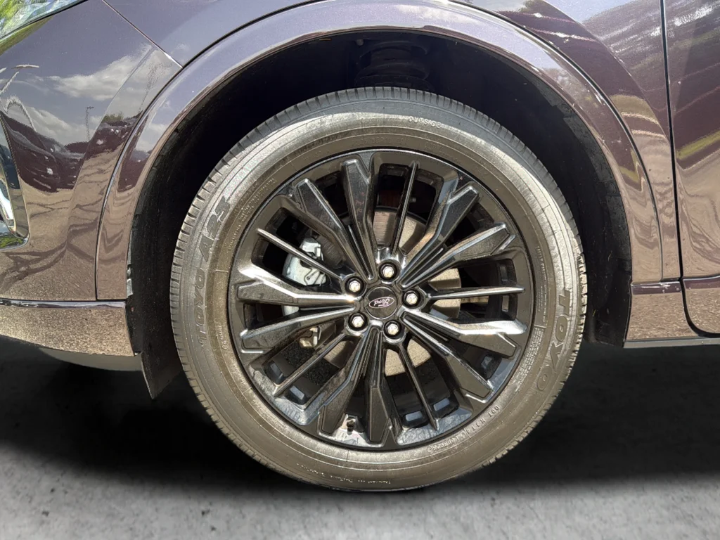 Used 2023 Red Ford ST-Line Elite image 20