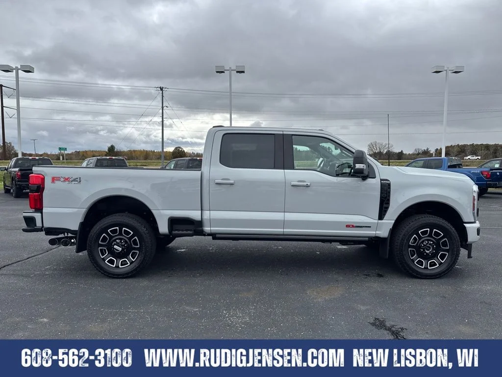 2026 Ford F-350 Super Duty Platinum - Photo 6