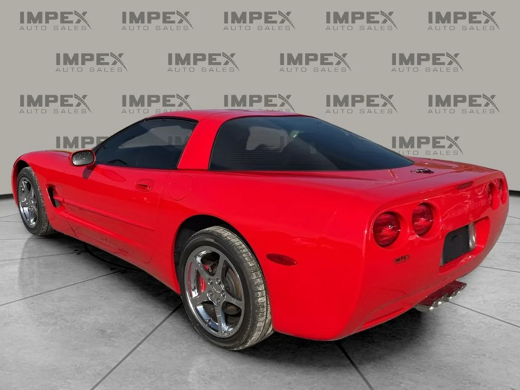 Used 1998 Red Chevrolet Base image 3