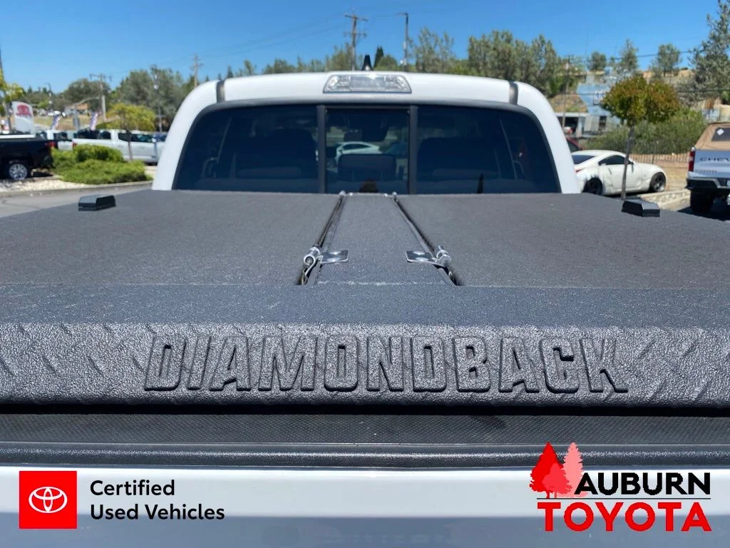 Certified Used 2022 Ice Cap Toyota SR image 11