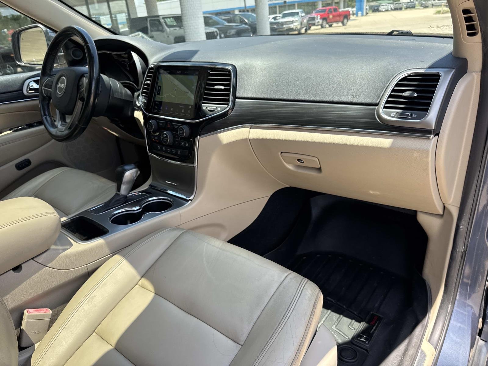Used 2020 Blue Jeep Limited image 12