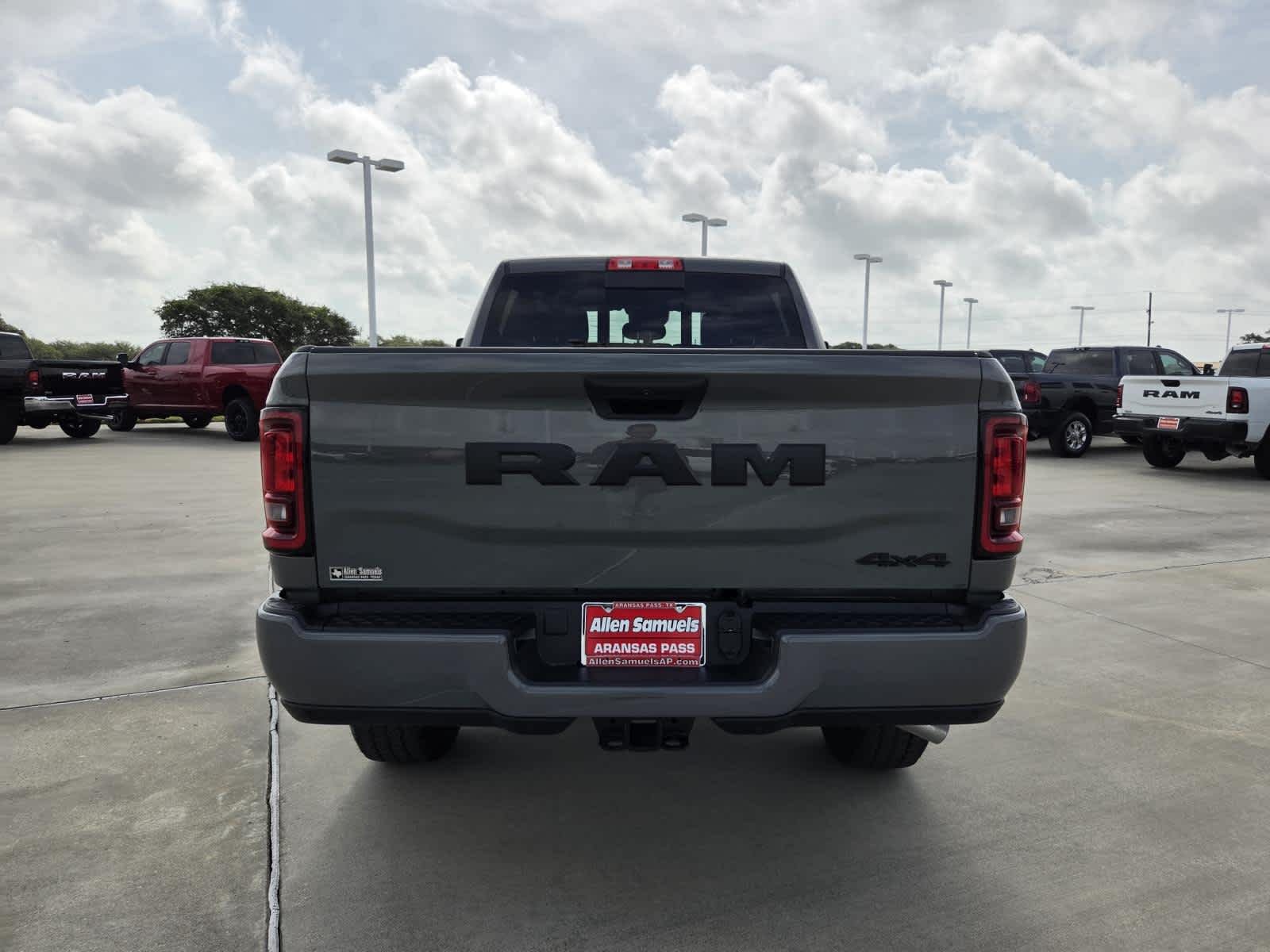 New 2027 Ceramic Gray Clear-Coat Exterior Paint RAM Black Express image 4