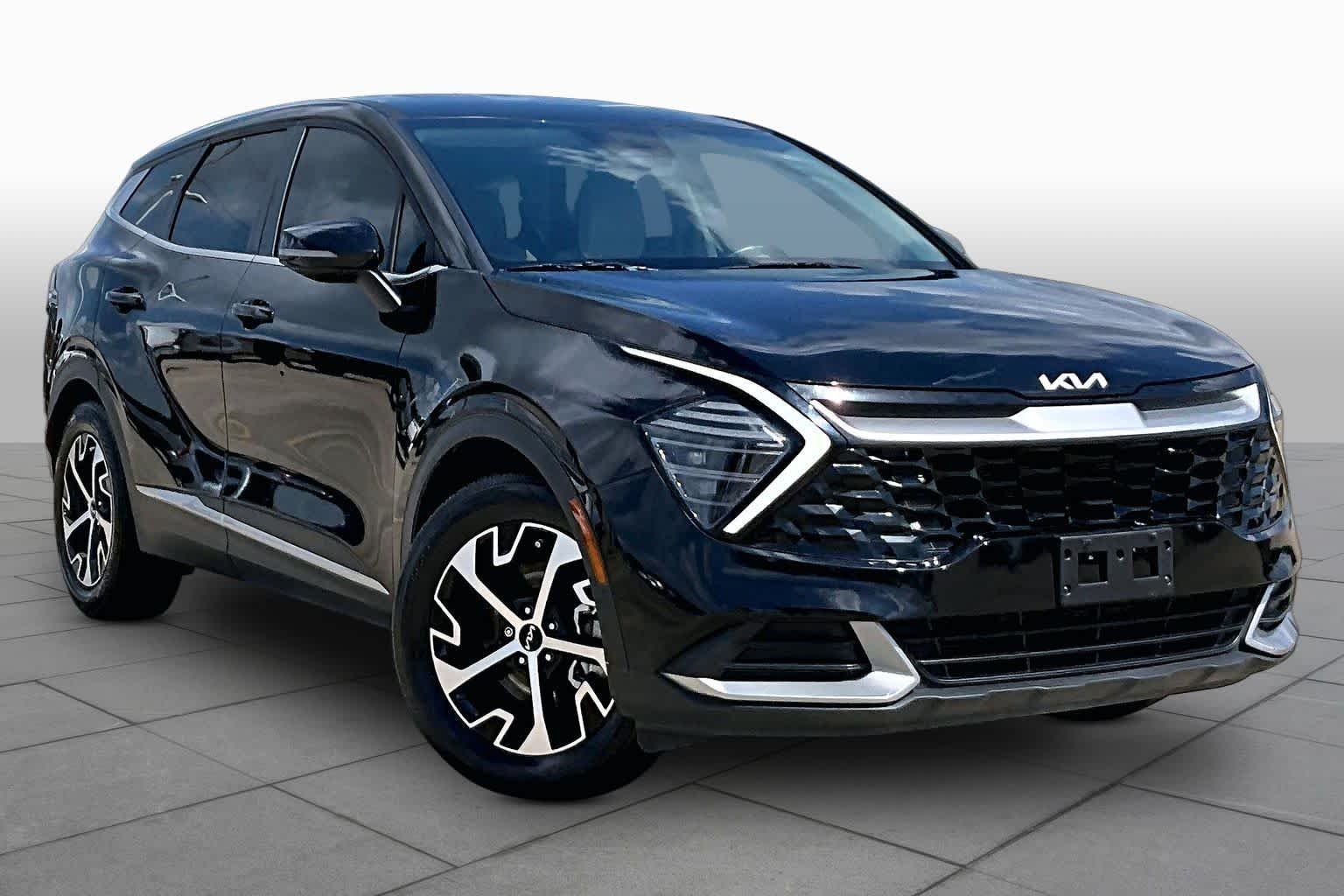 Used 2024 Ebony Black Kia EX image 4