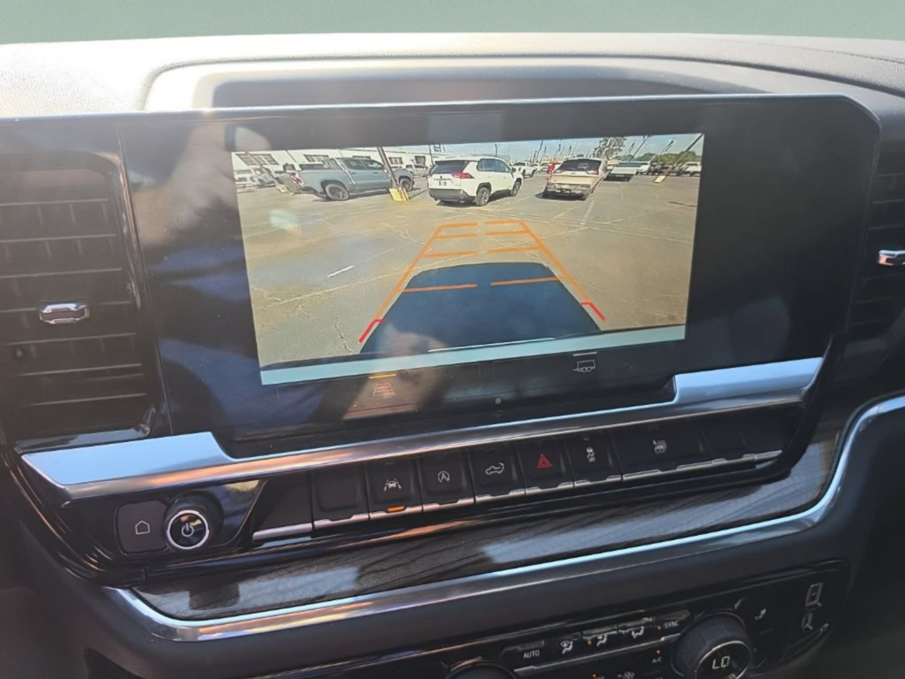 Used 2025 Summit White Chevrolet LT image 19