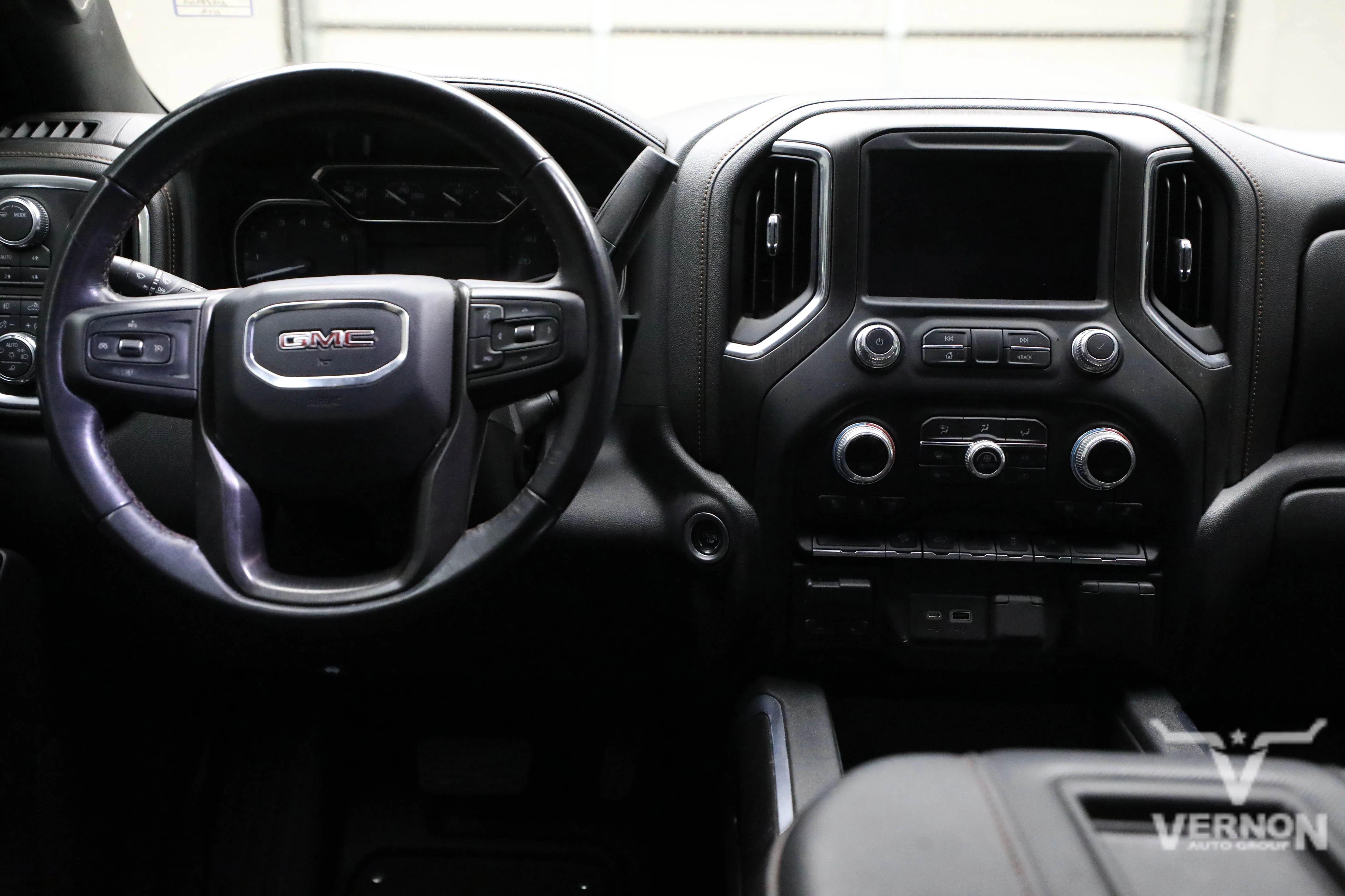 Pre-Owned 2022 GMC Sierra 1500 Limited AT4 Crew Cab 4x4
