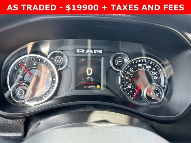 Used 2022 Bright White Clea Ram Tradesman image 15