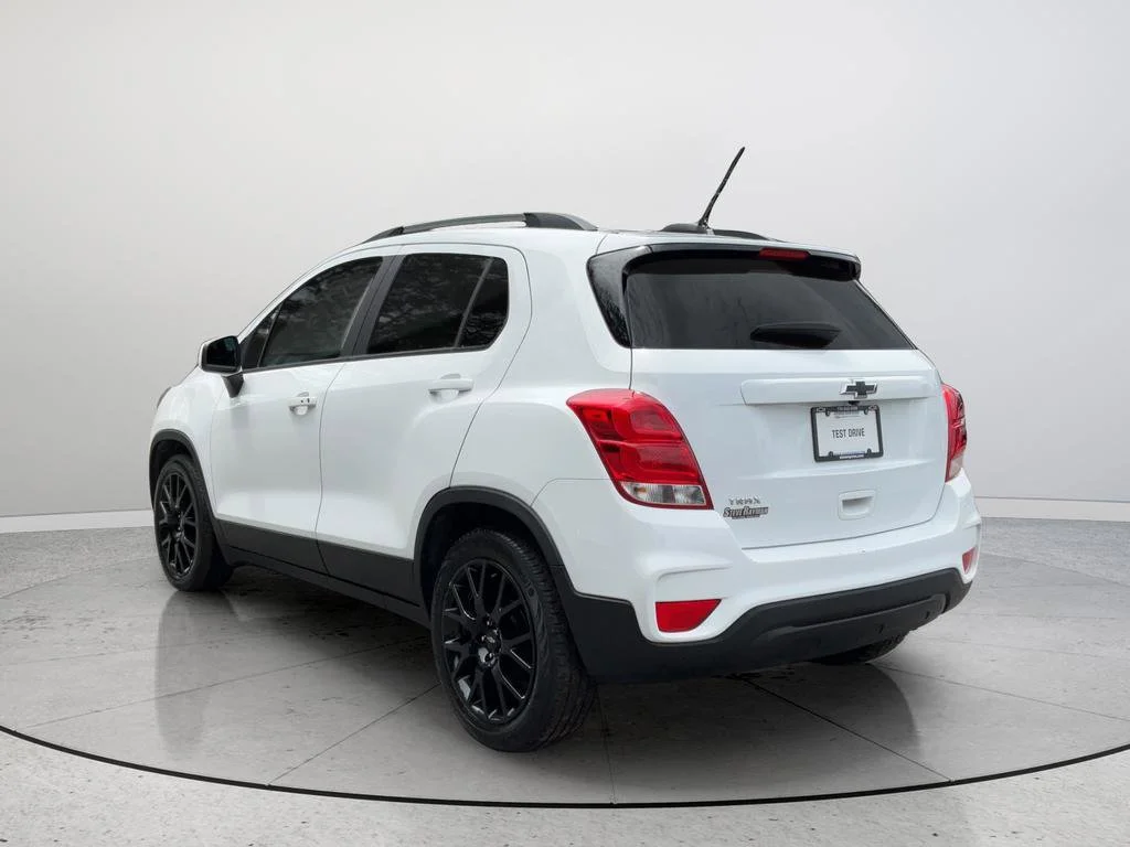 2022 Chevrolet Trax LT - Photo 9