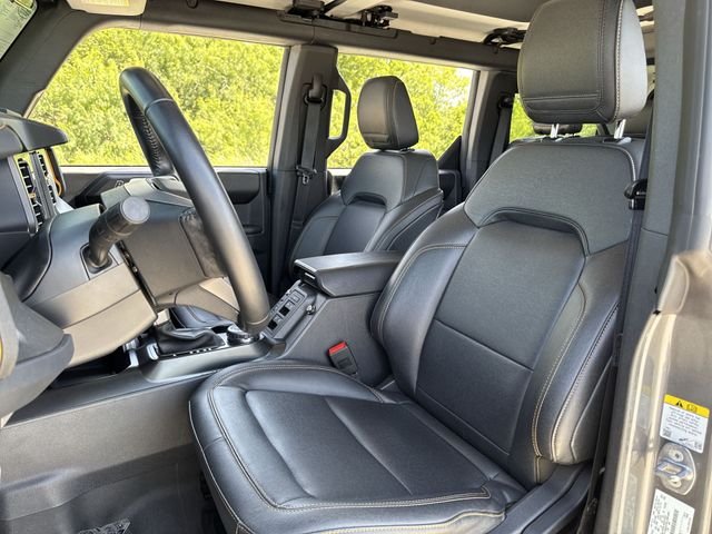 Used 2024 Gray Ford Badlands image 11