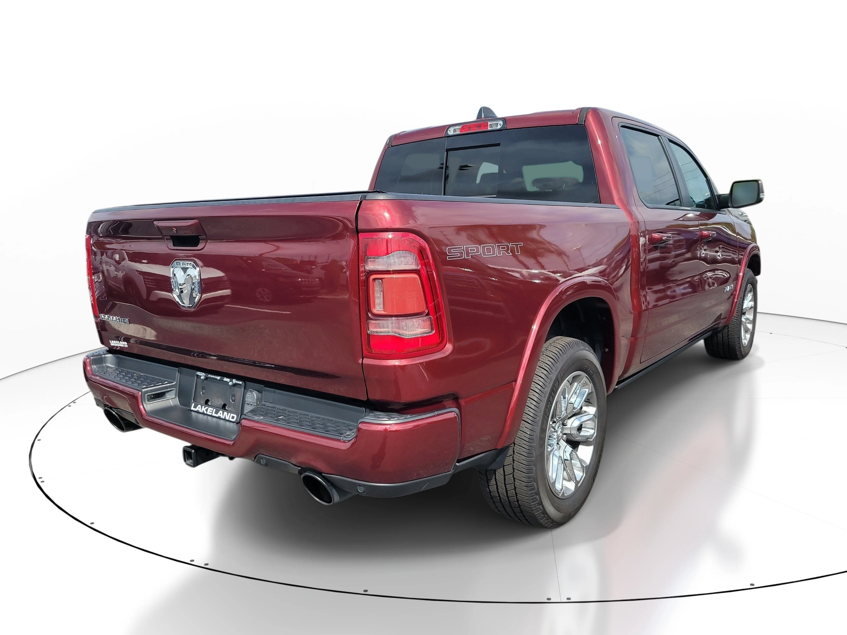 Used 2022 Delmonico Red Pearlcoat Ram Laramie image 4