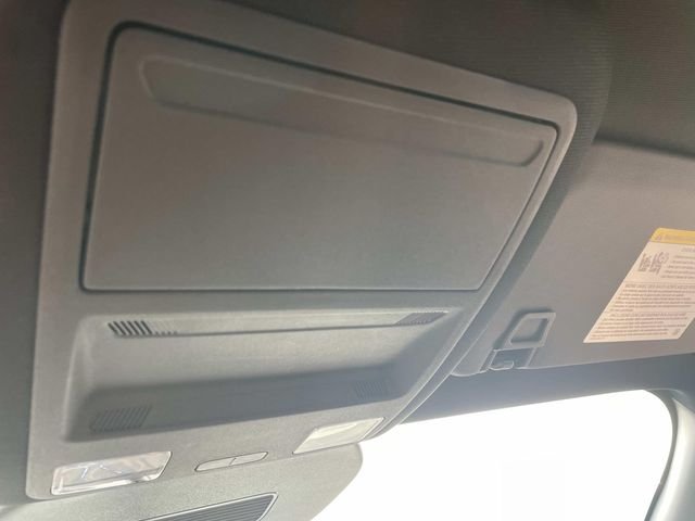 Used 2025 Carbonized Gray Metallic Ford ST-Line Select image 30