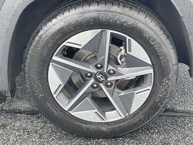 Used 2026 Green Hyundai SEL Premium image 8