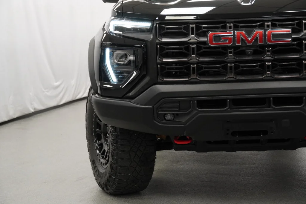Used 2024 Onyx Black GMC AT4X image 37