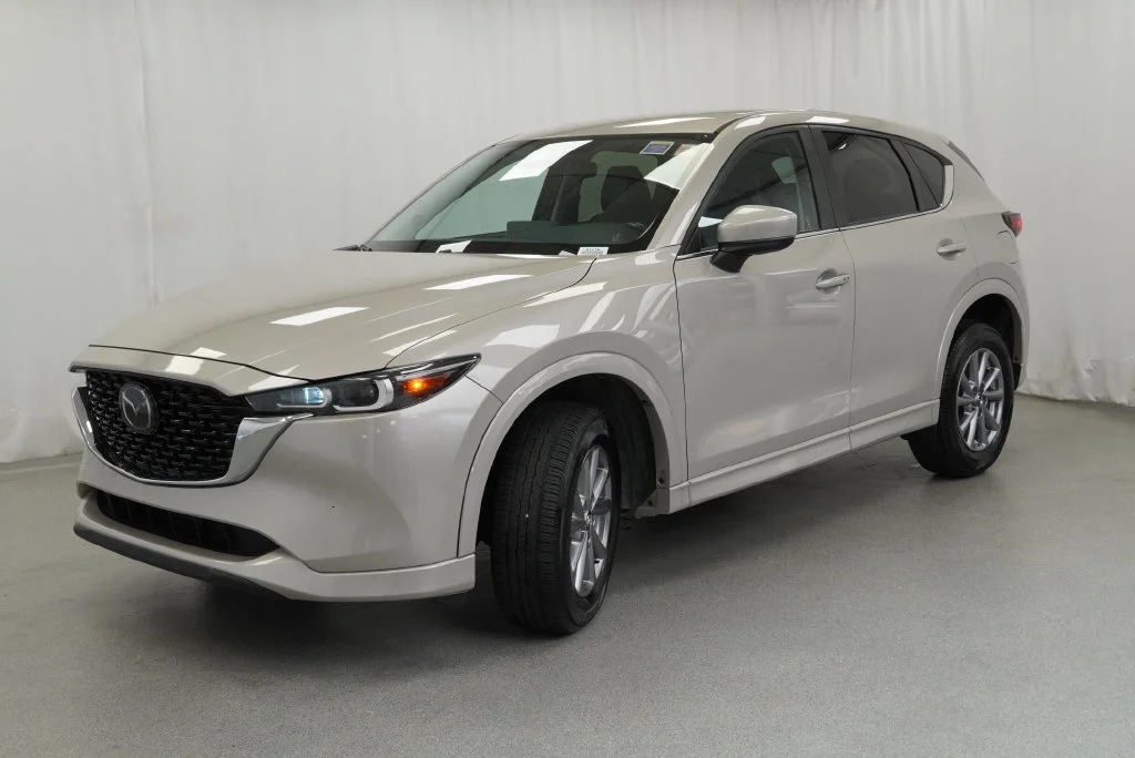 Used 2024 Tan Mazda 2.5 S Select image 28