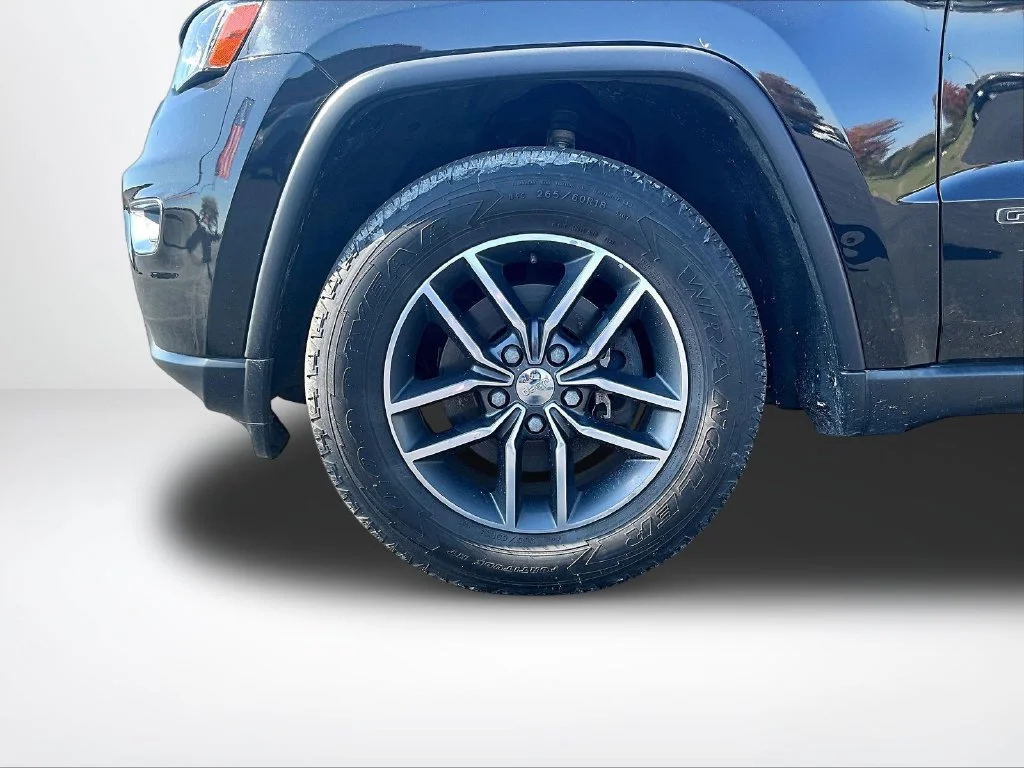 Used 2017 Black Jeep Limited image 7