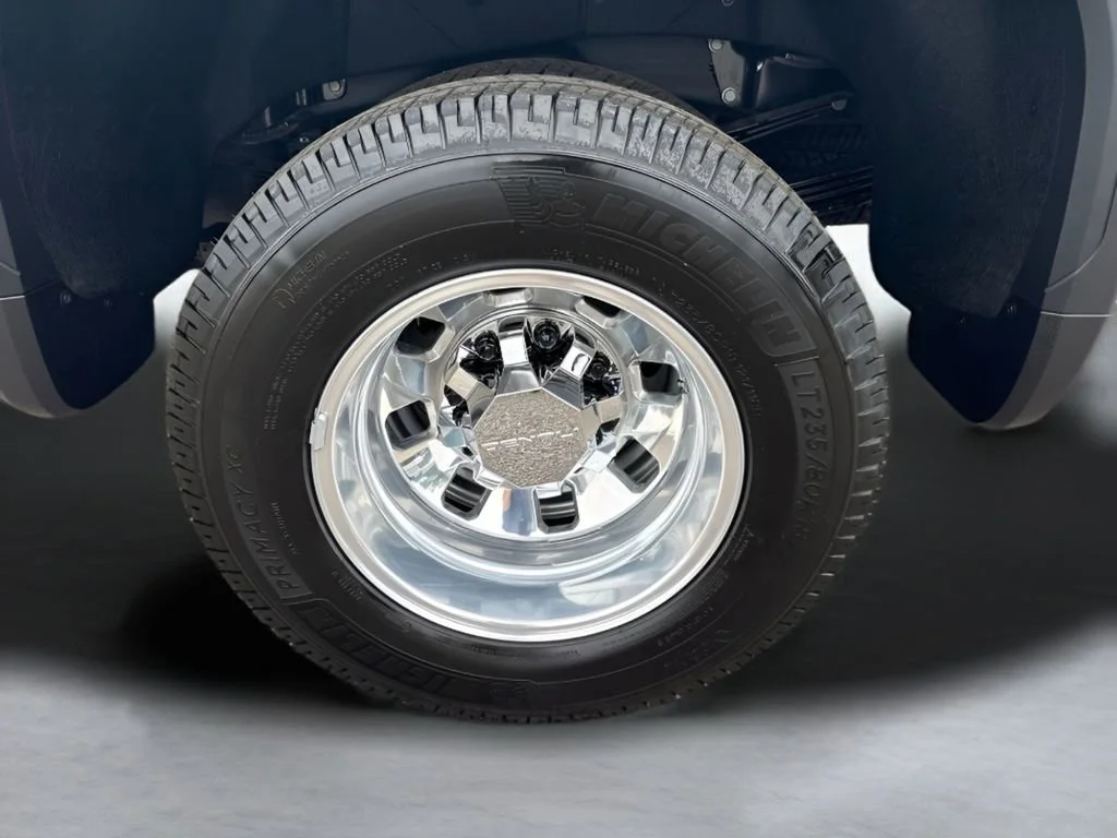 New 2026 Sterling Metallic GMC Denali Ultimate DRW image 41
