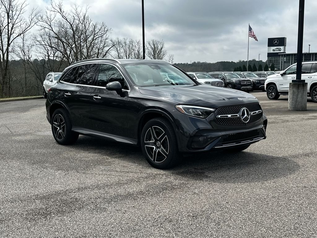 2025 Mercedes-Benz GLC GLC 300 4MATIC's photo