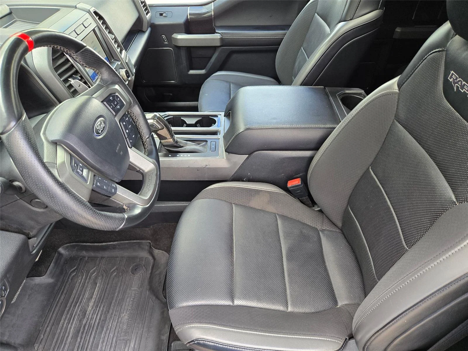 Used 2019 Magnetic Ford Raptor image 11