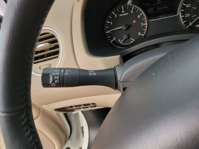 Used 2019 White Nissan SV image 29