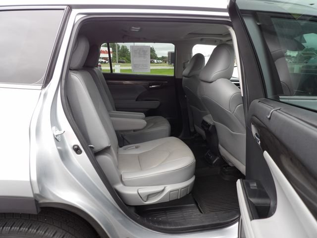 Used 2020 Celestial Silver Metallic Toyota Limited image 45