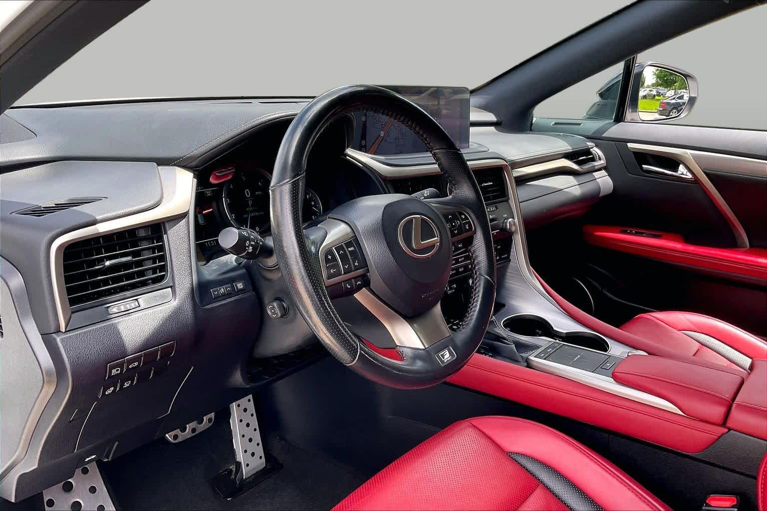 Used 2022 Ultra White Lexus F SPORT Handling image 32