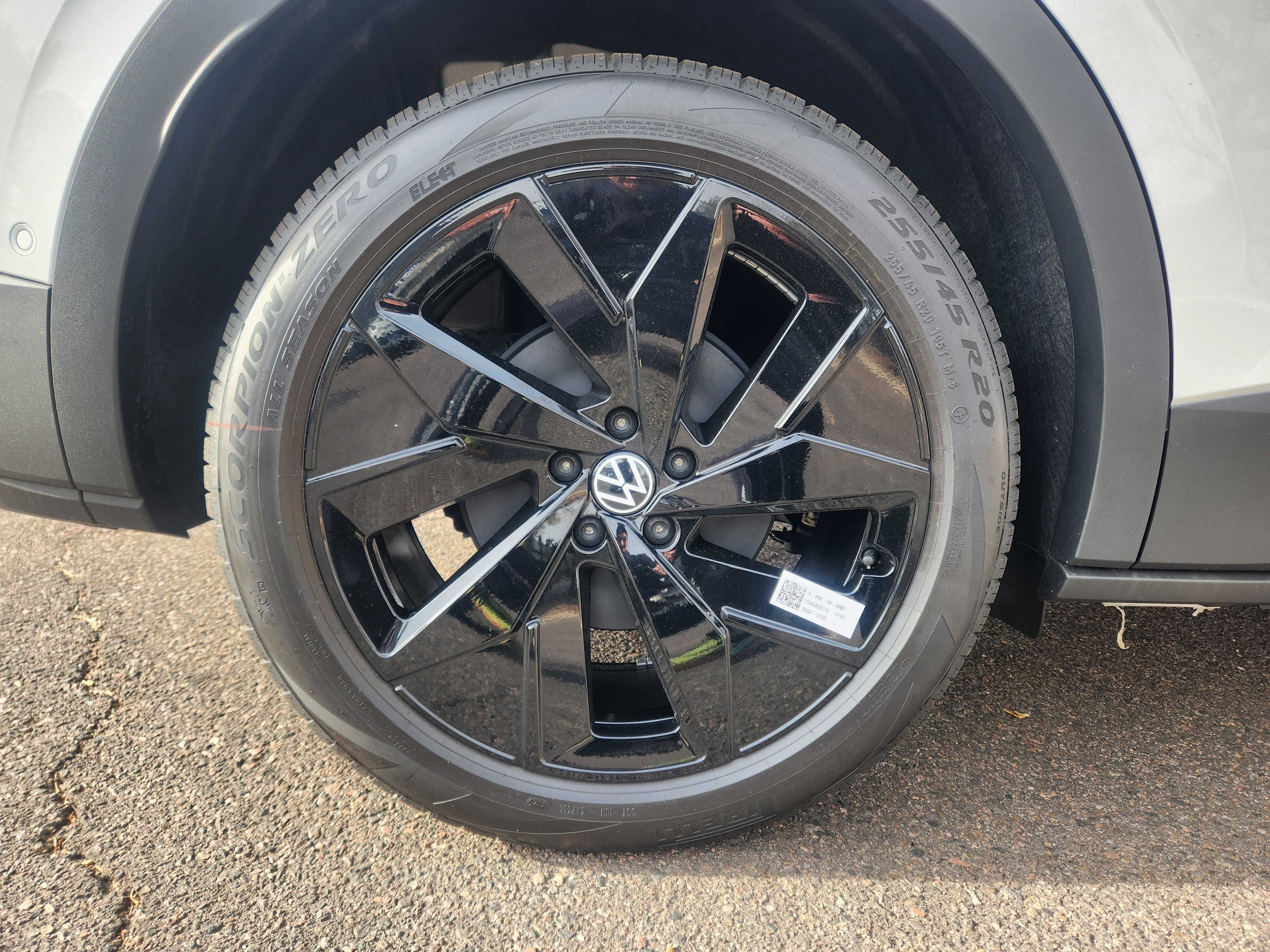 2026 Volkswagen ID.4 PRO S - Photo 12