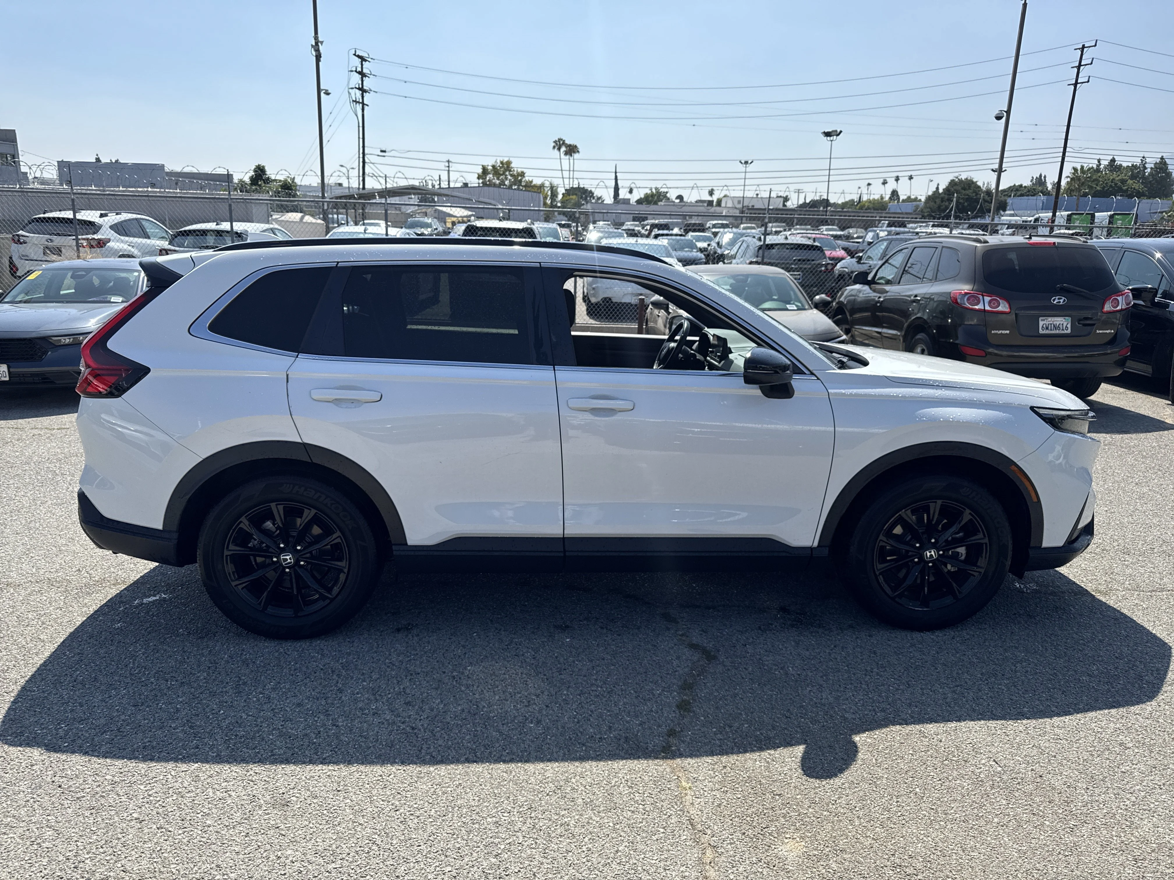 Used 2023 Platinum White Pearl Honda Sport image 3