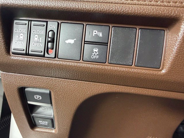 2025 Honda Odyssey Touring - Photo 51