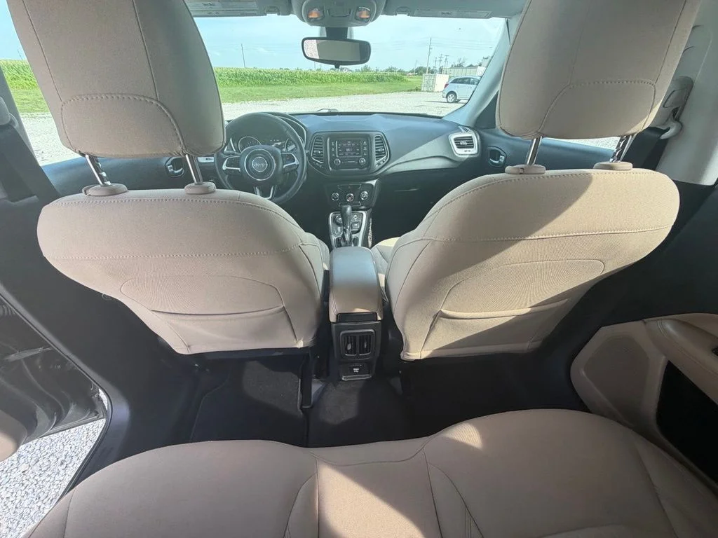 Certified Used 2018 Green Jeep Sport image 23