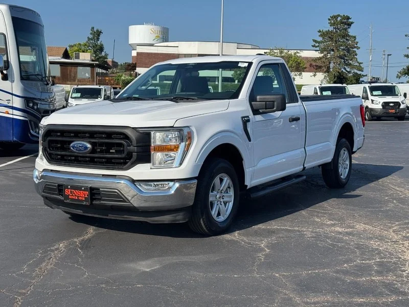 Used 2022 Oxford White Ford XL image 8