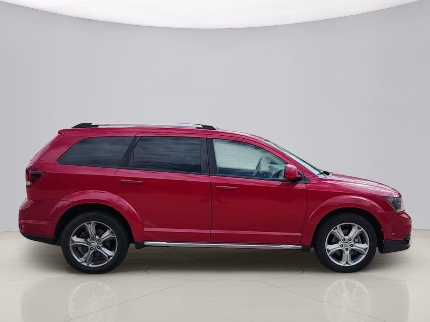 Used 2017 Red Dodge CROSSROAD image 6