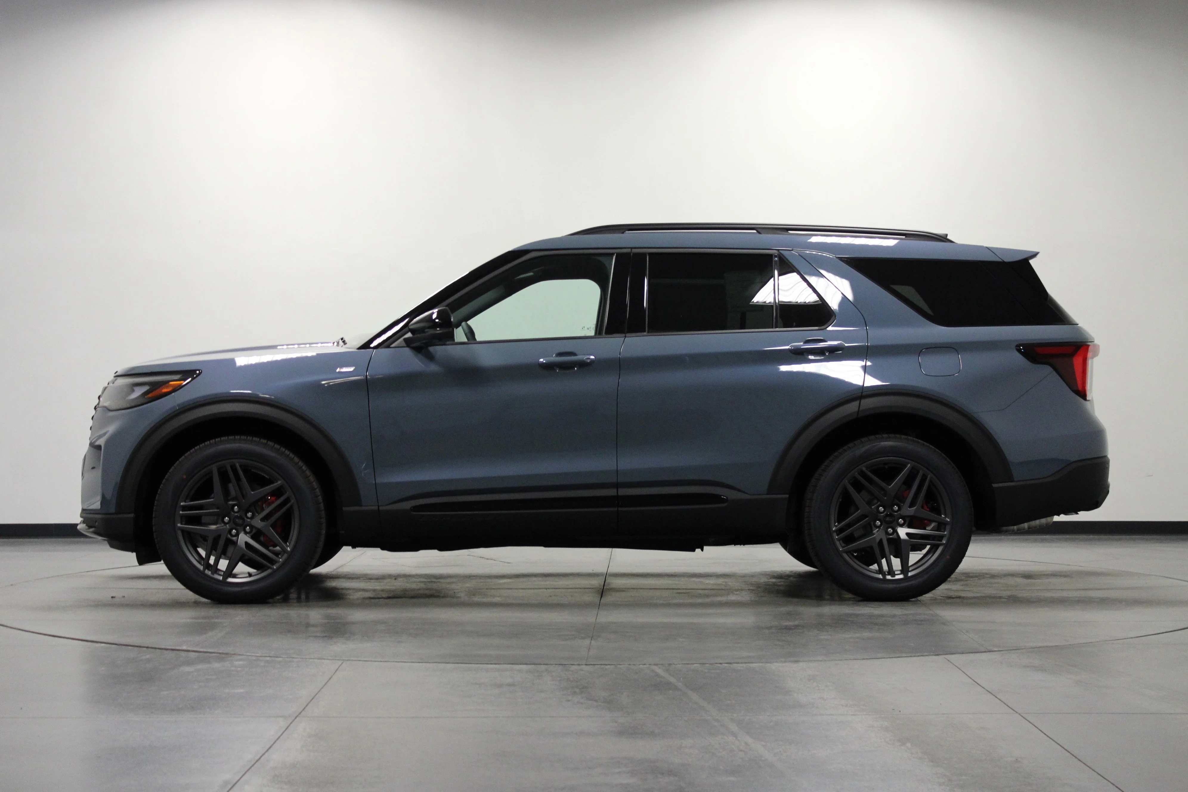 New 2026 Vapor Blue Metallic Ford ST-Line image 7