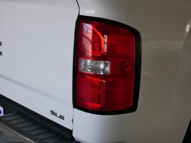 Certified Used 2018 Summit White GMC SLE image 6