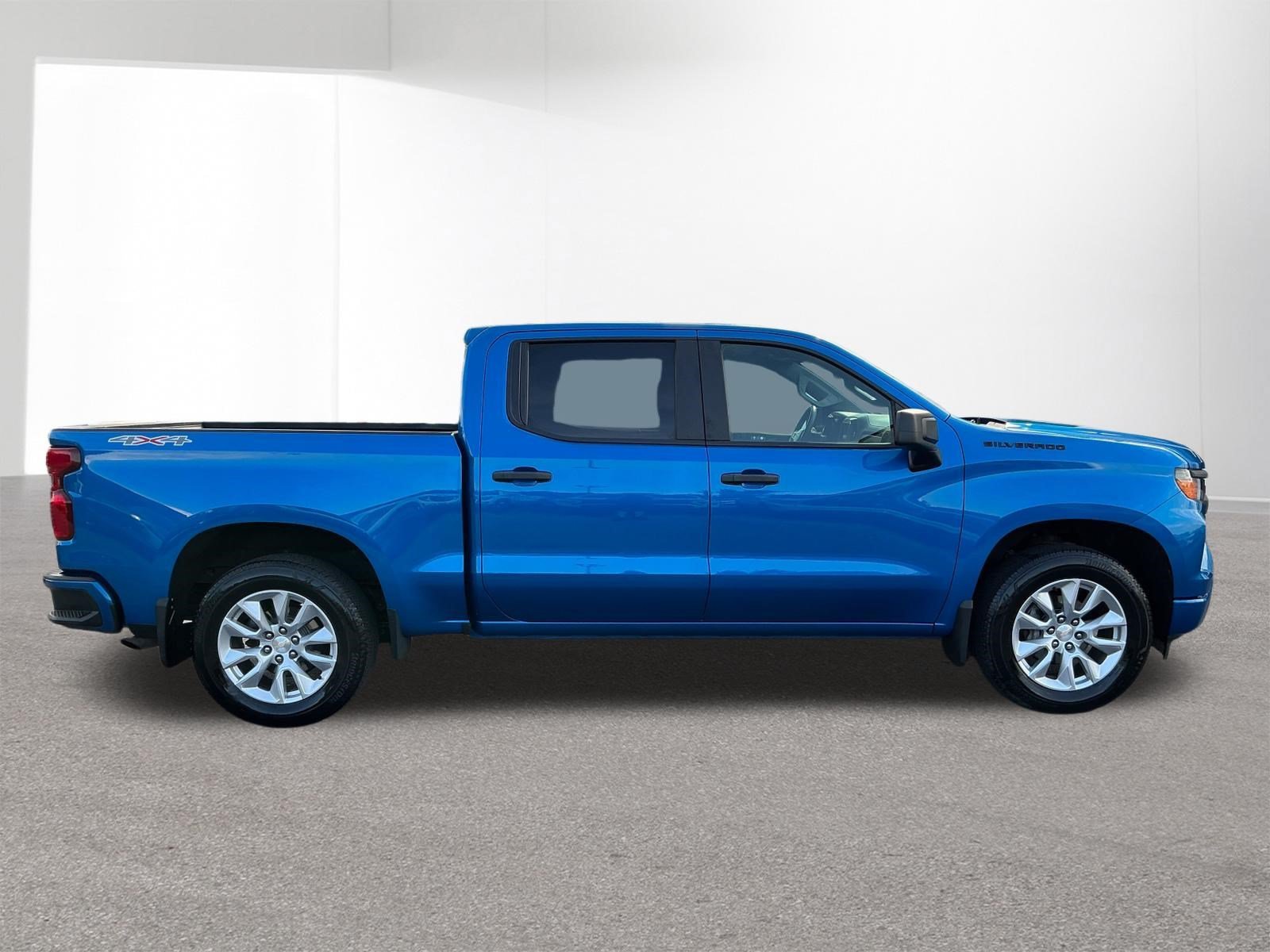Used 2022 Glacier Blue Metallic Chevrolet Custom image 2