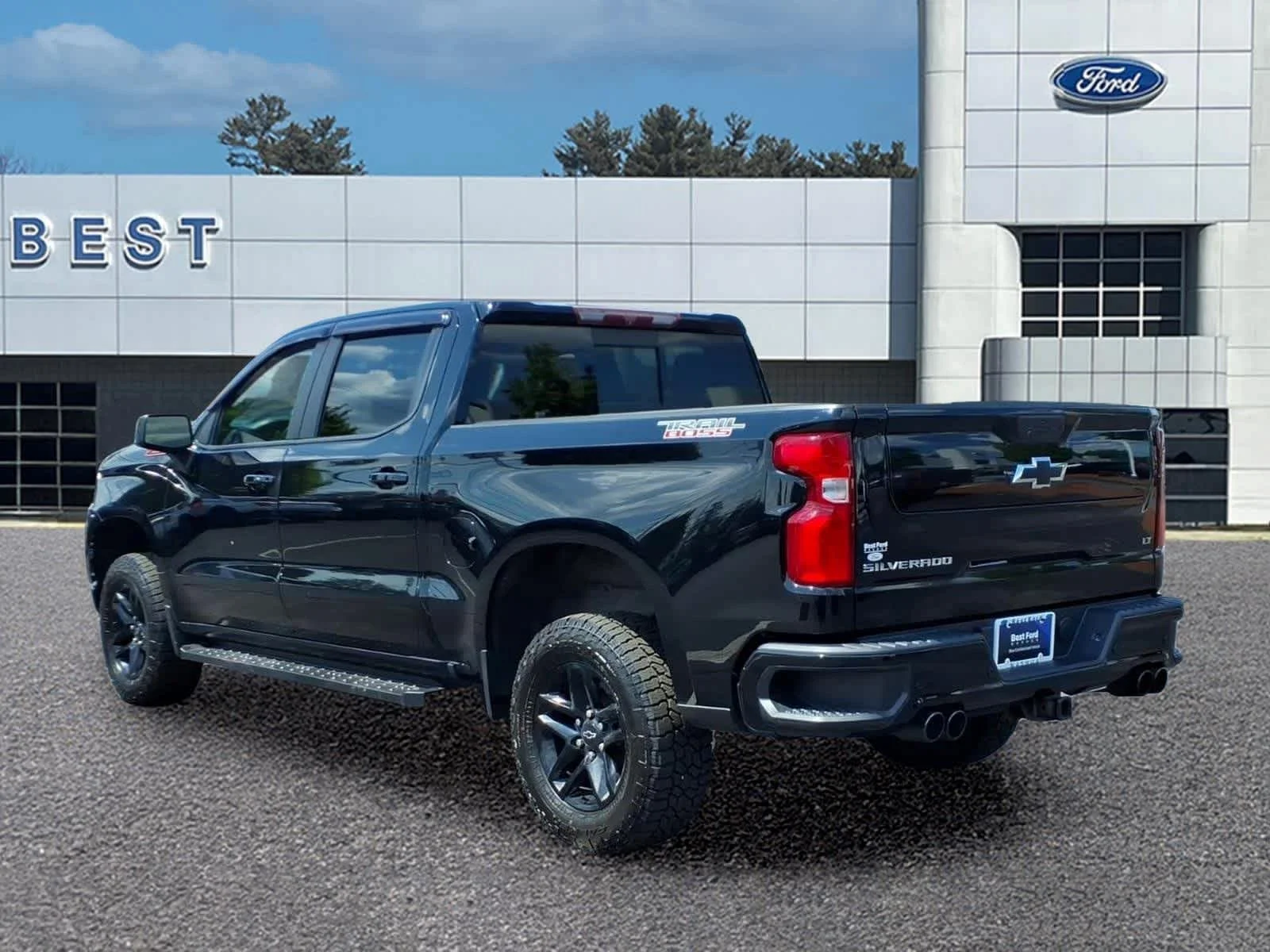 Used 2022 Black Chevrolet LT Trail Boss image 4