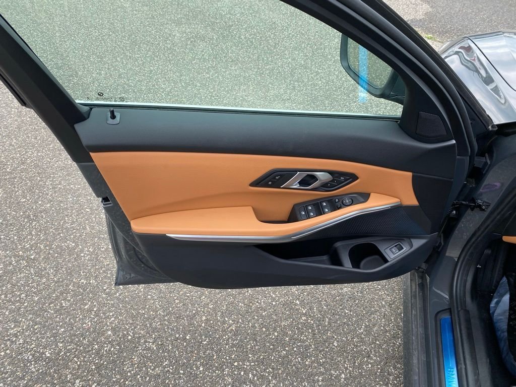 2026 BMW 3 Series 330i - Photo 12