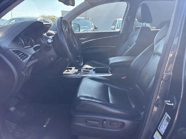 Used 2015 Crystal Black Pearl Acura 3.5L Technology Package image 4